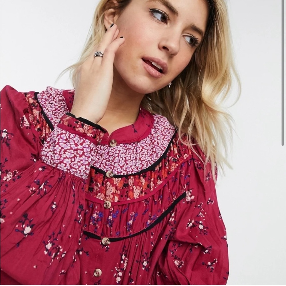 NWT PALOMA PRINTED Floral Berry Peasant Top XS